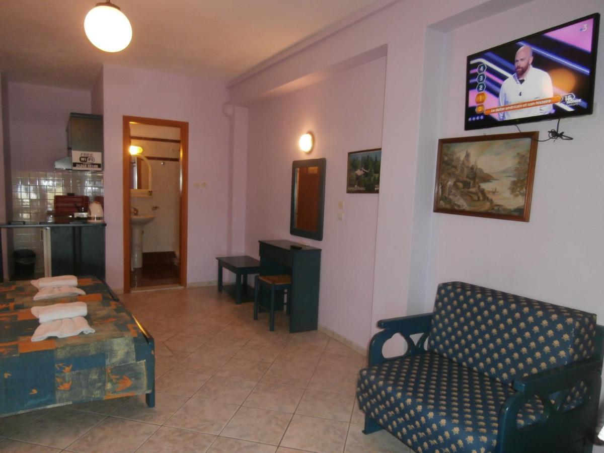 Haravgi Hotel Patitírion Zewnętrze zdjęcie