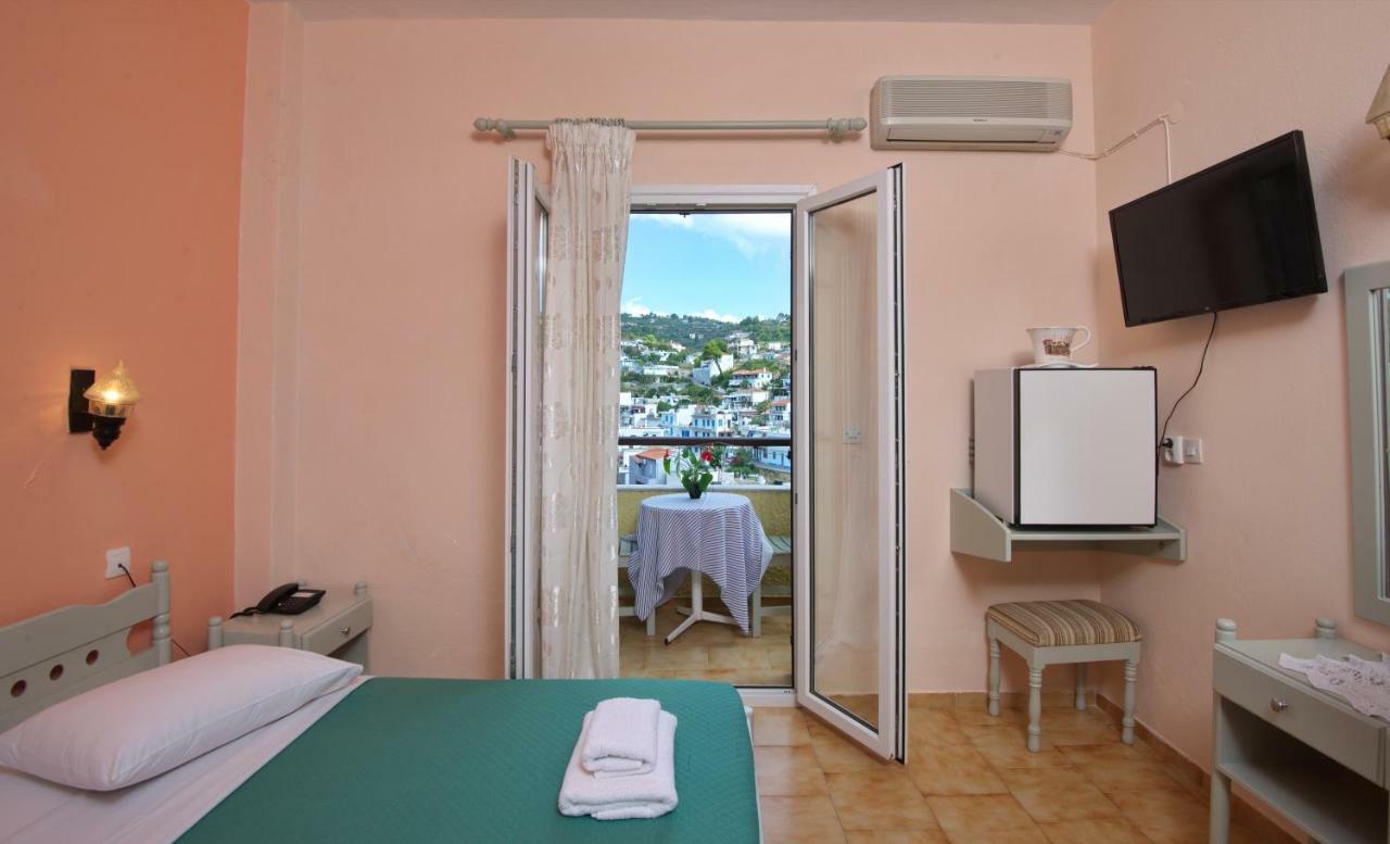 Haravgi Hotel Patitírion Zewnętrze zdjęcie